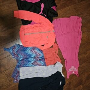 Cute girls dresses and sweaters, sizes, 7/8 old navy Puma. Nike cherokee